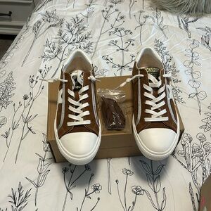 Vintage Havana tennis shoes BRAND NEW IN BOX